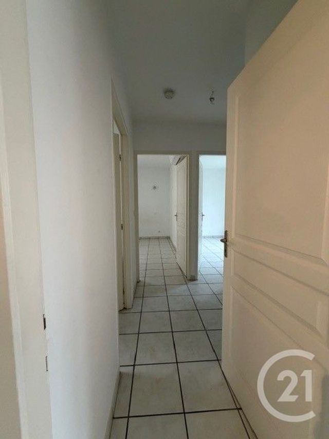 Appartement F3 &agrave; louer - 3 pi&egrave;ces - 60,79 m2 - Ajaccio - 201 - CORSE