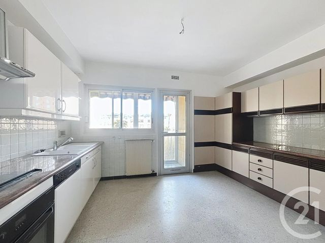 Appartement F3 &agrave; louer - 3 pi&egrave;ces - 72 m2 - Ajaccio - 201 - CORSE