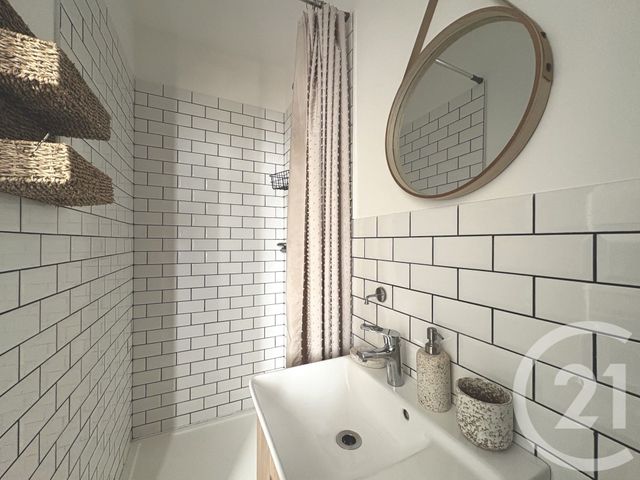 Appartement T2 &agrave; louer - 2 pi&egrave;ces - 29 m2 - Ajaccio - 201 - CORSE