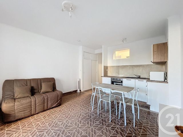 Appartement Studio &agrave; louer - 1 pi&egrave;ce - 26,17 m2 - Ajaccio - 201 - CORSE