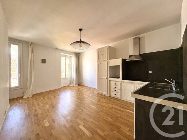 Appartement T3 &agrave; louer - 3 pi&egrave;ces - 62,25 m2 - Ajaccio - 201 - CORSE