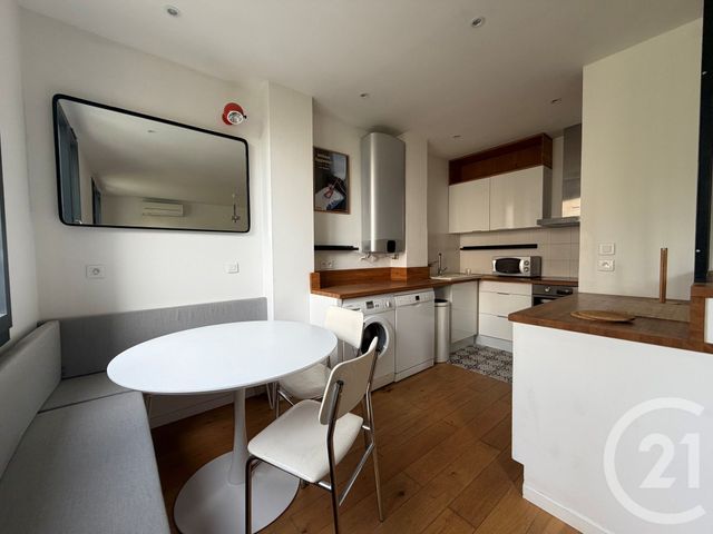 Appartement &agrave; louer - 2 pi&egrave;ces - 50,32 m2 - 201 - CORSE