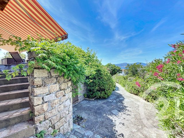 Maison &agrave; louer - 7 pi&egrave;ces - 135 m2 - Pietrosella - 201 - CORSE