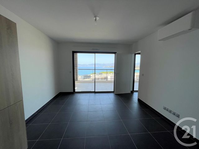 Appartement T2 &agrave; louer - 2 pi&egrave;ces - 35,41 m2 - Pietrosella - 201 - CORSE