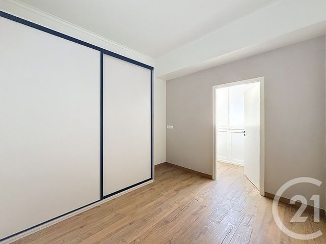 Appartement T4 &agrave; louer - 4 pi&egrave;ces - 103 m2 - Ajaccio - 201 - CORSE