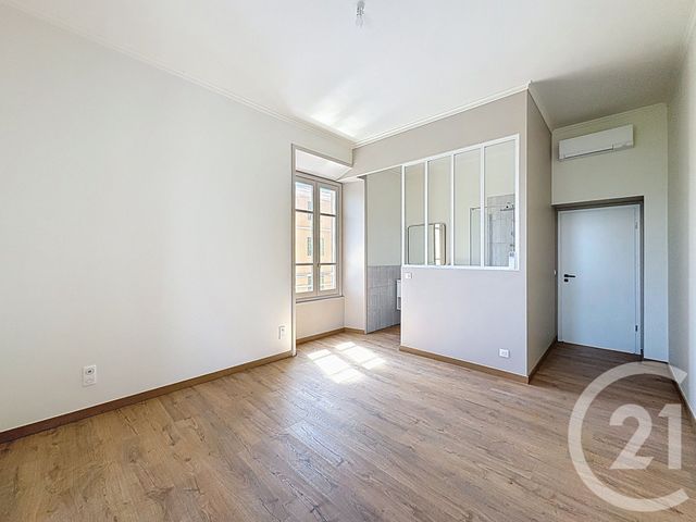 Appartement T4 &agrave; louer - 4 pi&egrave;ces - 103 m2 - Ajaccio - 201 - CORSE