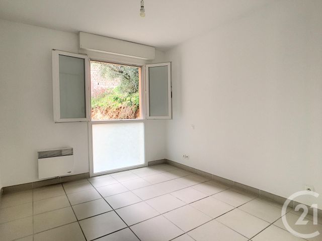 Appartement F3 &agrave; louer - 3 pi&egrave;ces - 75 m2 - Ajaccio - 201 - CORSE