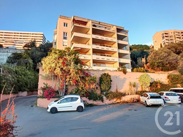 Appartement F3 à louer AJACCIO