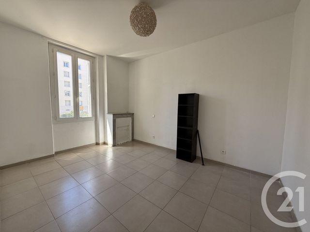 Appartement F3 &agrave; louer - 3 pi&egrave;ces - 66,37 m2 - Ajaccio - 201 - CORSE