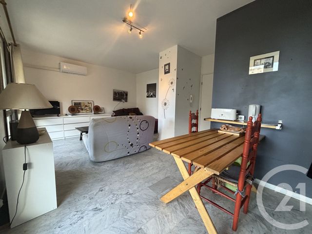 Appartement Studio &agrave; louer - 1 pi&egrave;ce - 25,52 m2 - Ajaccio - 201 - CORSE