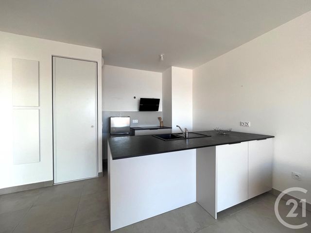Appartement F2 &agrave; louer - 2 pi&egrave;ces - 45 m2 - Ajaccio - 201 - CORSE
