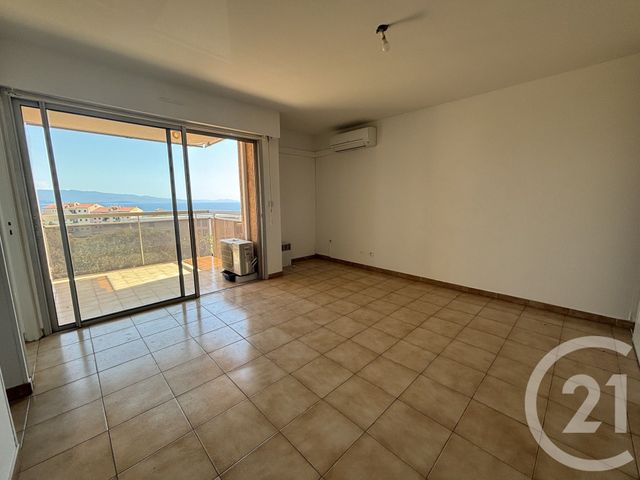 Appartement F2 &agrave; louer - 2 pi&egrave;ces - 37,17 m2 - Ajaccio - 201 - CORSE