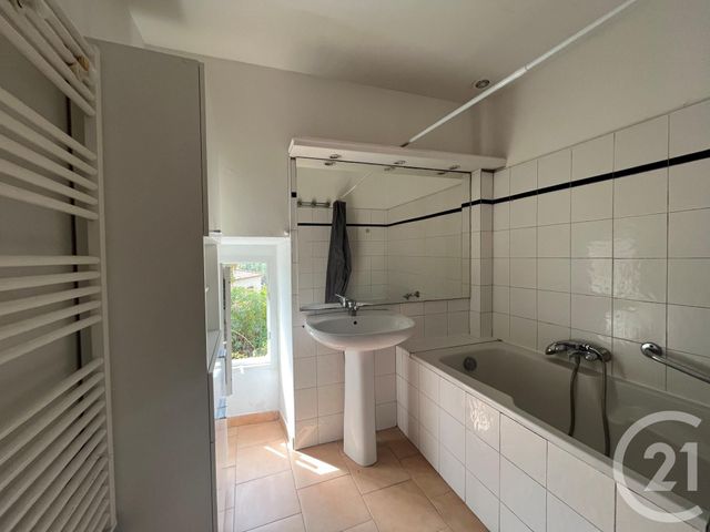 Maison &agrave; louer - 3 pi&egrave;ces - 54 m2 - Bastelicaccia - 201 - CORSE