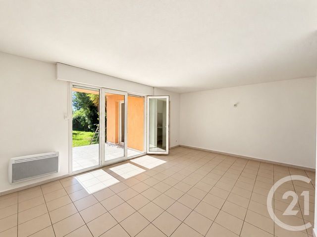 Appartement F2 &agrave; louer - 2 pi&egrave;ces - 48 m2 - Ajaccio - 201 - CORSE