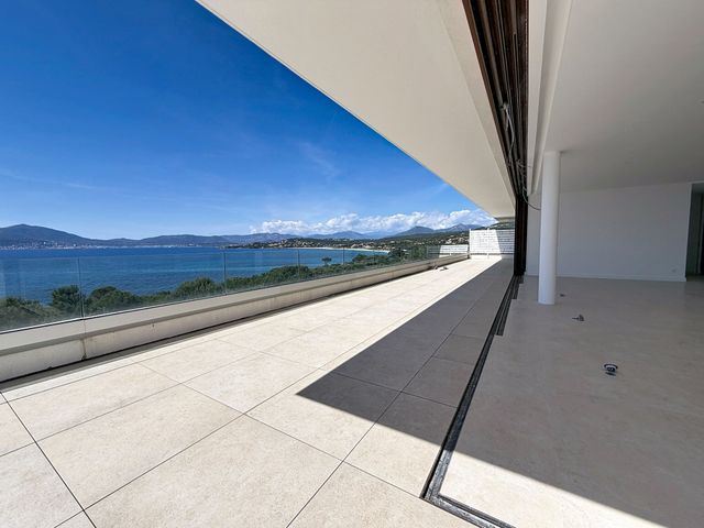 Appartement F4 &agrave; vendre - 4 pi&egrave;ces - 175 m2 - Pietrosella - 201 - CORSE
