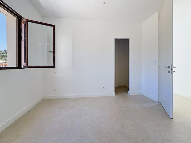Appartement F4 &agrave; vendre - 4 pi&egrave;ces - 175 m2 - Pietrosella - 201 - CORSE