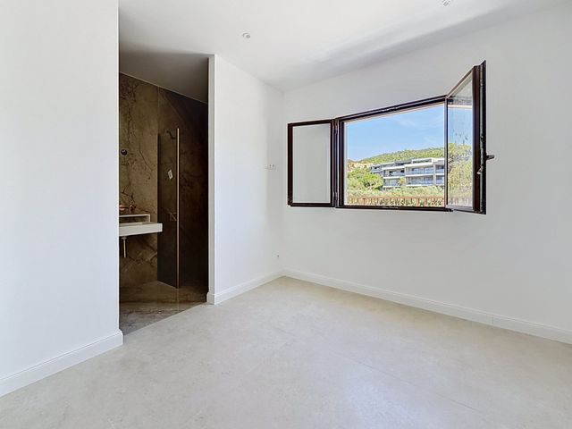 Appartement F4 &agrave; vendre - 4 pi&egrave;ces - 175 m2 - Pietrosella - 201 - CORSE