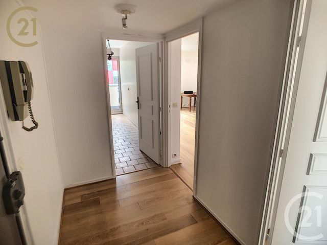 Appartement F3 &agrave; louer - 3 pi&egrave;ces - 70 m2 - Le Kremlin Bicetre - 94 - ILE-DE-FRANCE
