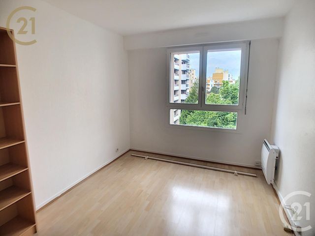 Appartement F3 &agrave; louer - 3 pi&egrave;ces - 70 m2 - Le Kremlin Bicetre - 94 - ILE-DE-FRANCE