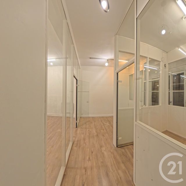 Murs à vendre à vendre - 61.0 m2 - 75 - Paris