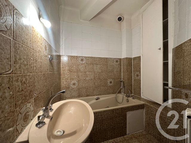 Appartement F3 &agrave; louer - 3 pi&egrave;ces - 60,32 m2 - Paris - 75013 - ILE-DE-FRANCE