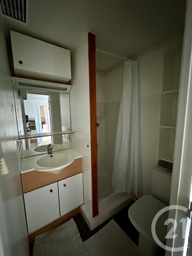 Appartement F2 &agrave; louer - 2 pi&egrave;ces - 29 m2 - Paris - 75014 - ILE-DE-FRANCE