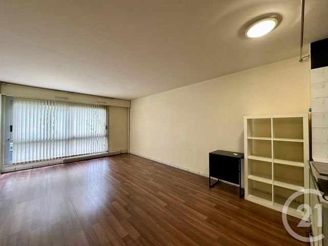 Appartement F1 &agrave; louer - 1 pi&egrave;ce - 30,54 m2 - Paris - 75019 - ILE-DE-FRANCE
