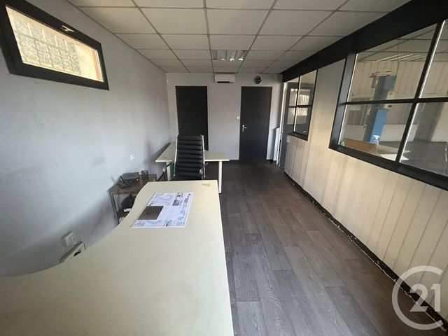 Maison &agrave; louer - 5 pi&egrave;ces - 450 m2 - Bernay - 27 - HAUTE-NORMANDIE