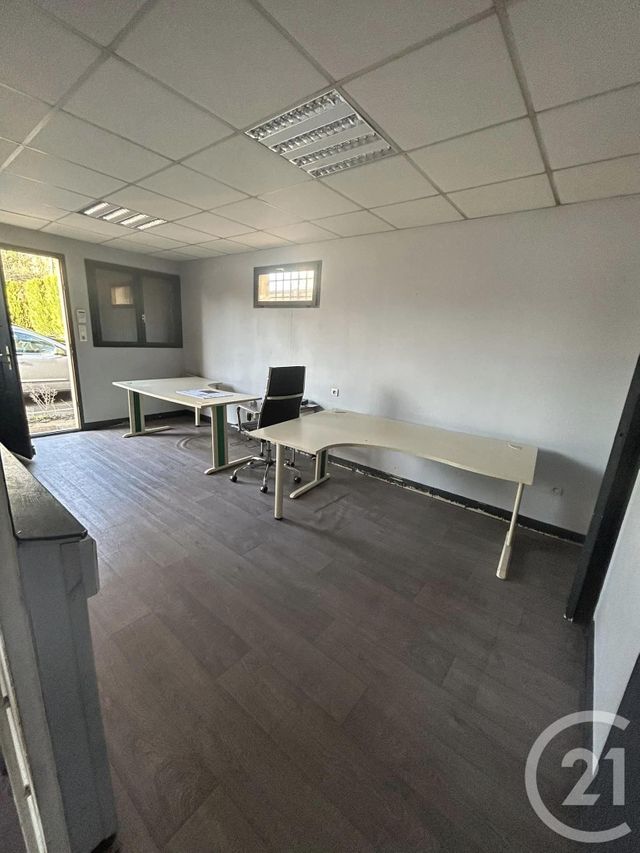 Maison &agrave; louer - 5 pi&egrave;ces - 450 m2 - Bernay - 27 - HAUTE-NORMANDIE