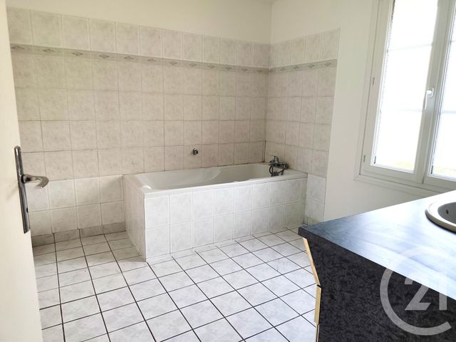Maison &agrave; vendre - 5 pi&egrave;ces - 112 m2 - Serquigny - 27 - HAUTE-NORMANDIE