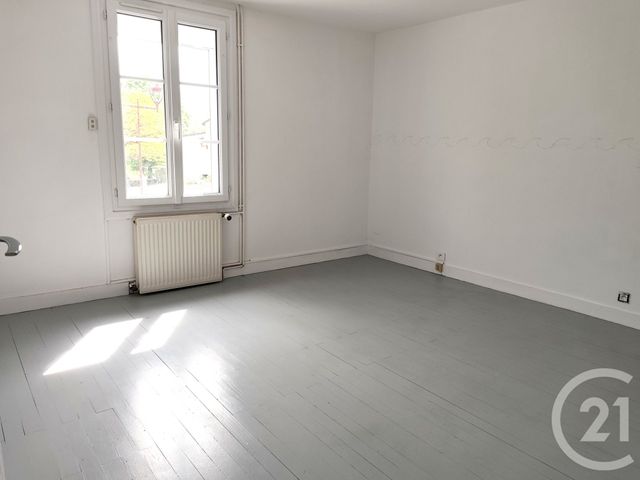 Maison &agrave; vendre - 5 pi&egrave;ces - 112 m2 - Serquigny - 27 - HAUTE-NORMANDIE