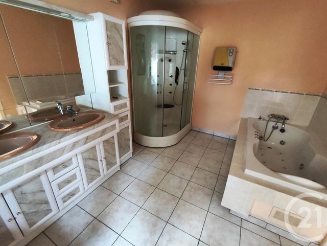 Maison à vendre - 20 pièces - 530 m2 - Beaumont Le Roger - 27 - HAUTE-NORMANDIE