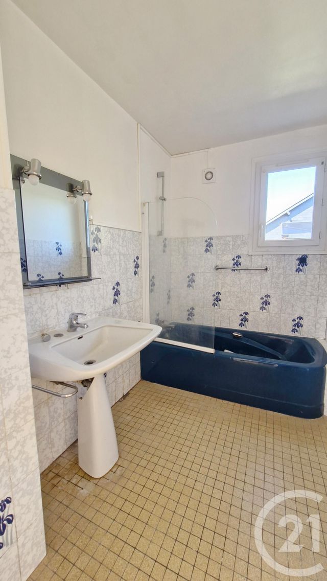 Maison à vendre - 4 pièces - 78 m2 - Bernay - 27 - HAUTE-NORMANDIE