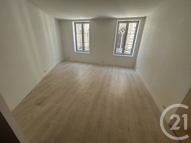Appartement F2 à louer - 2 pièces - 54,47 m2 - Bernay - 27 - HAUTE-NORMANDIE