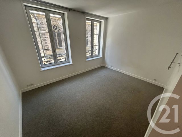 Appartement F2 à louer - 2 pièces - 54,47 m2 - Bernay - 27 - HAUTE-NORMANDIE