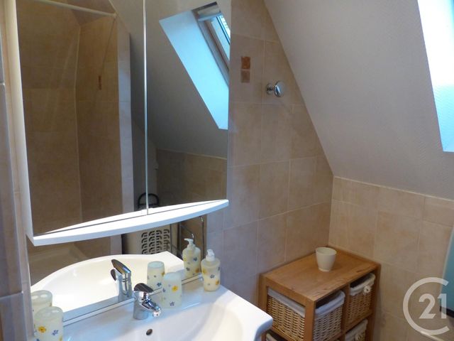 Appartement à louer - 2 pièces - 30 m2 - Menneval - 27 - HAUTE-NORMANDIE