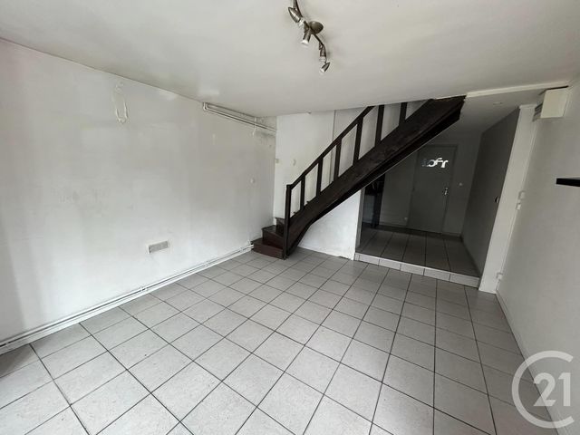 Maison à louer - 3 pièces - 56 m2 - Bernay - 27 - HAUTE-NORMANDIE