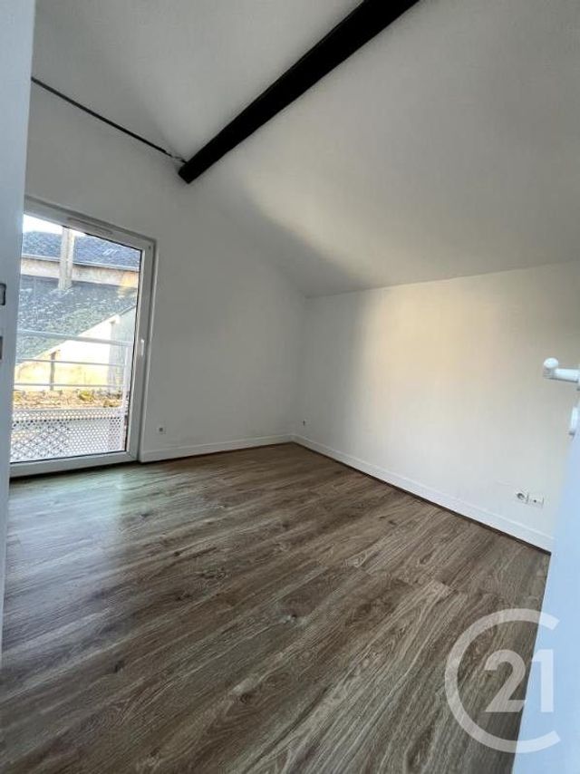 Maison &agrave; louer - 3 pi&egrave;ces - 45 m2 - Bernay - 27 - HAUTE-NORMANDIE