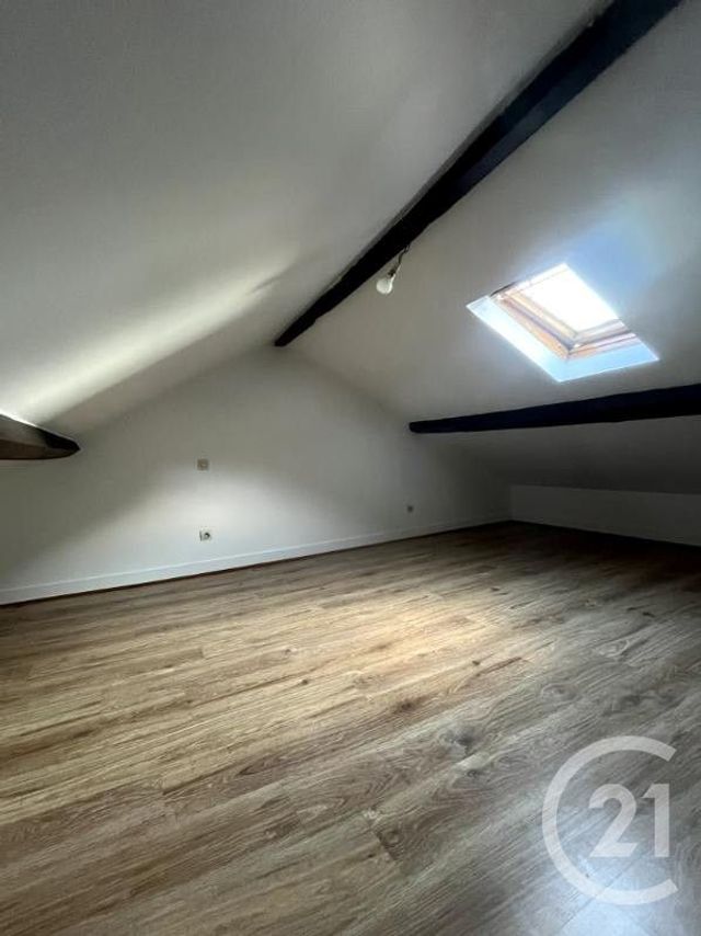 Maison &agrave; louer - 3 pi&egrave;ces - 45 m2 - Bernay - 27 - HAUTE-NORMANDIE