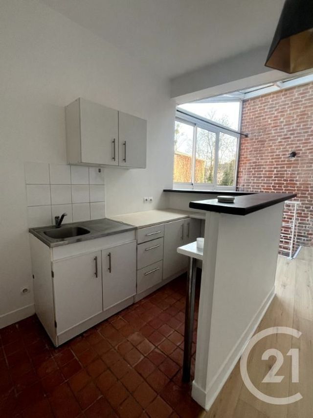 Maison &agrave; louer - 3 pi&egrave;ces - 45 m2 - Bernay - 27 - HAUTE-NORMANDIE