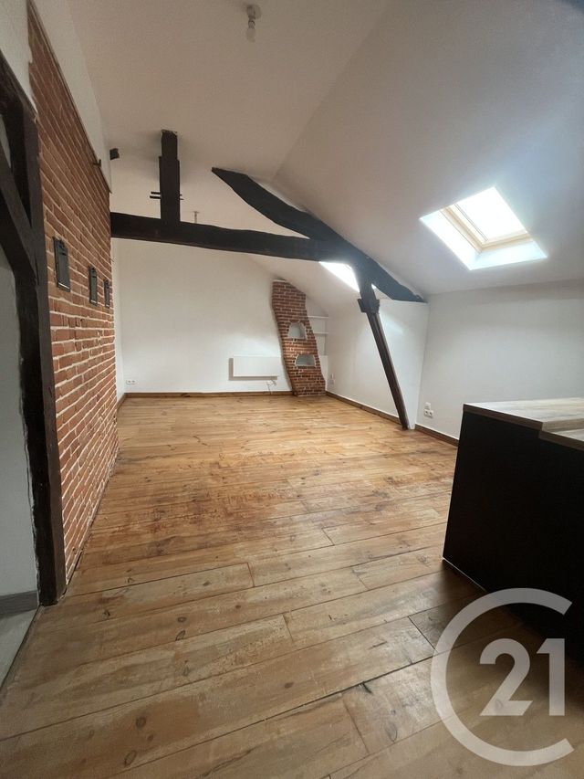 Appartement F3 &agrave; louer - 3 pi&egrave;ces - 60 m2 - Bernay - 27 - HAUTE-NORMANDIE