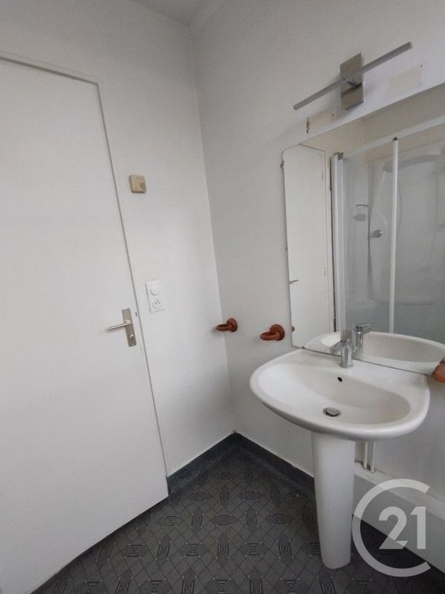 Appartement F2 &agrave; louer - 2 pi&egrave;ces - 54,83 m2 - Bernay - 27 - HAUTE-NORMANDIE
