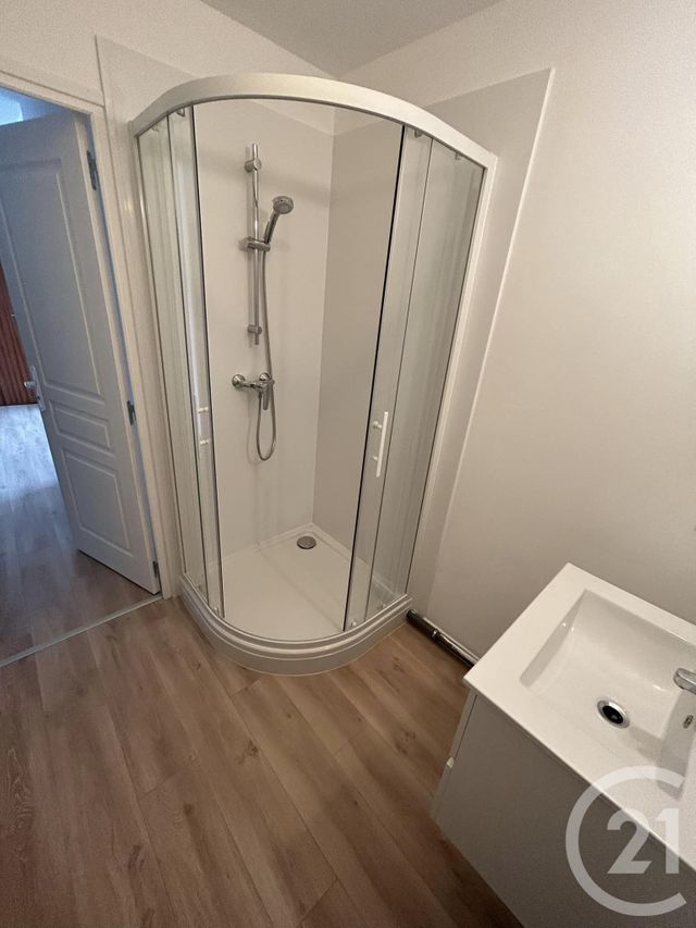 Appartement F4 &agrave; louer - 3 pi&egrave;ces - 58,53 m2 - Bernay - 27 - HAUTE-NORMANDIE