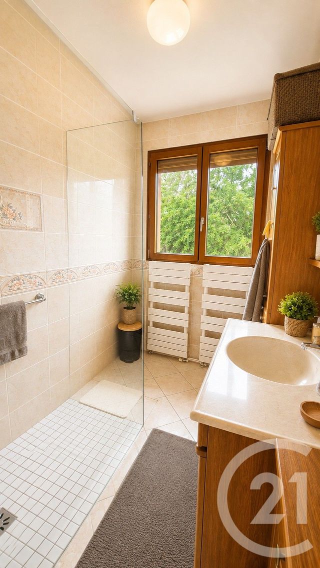Maison &agrave; vendre - 5 pi&egrave;ces - 82,50 m2 - Bernay - 27 - HAUTE-NORMANDIE