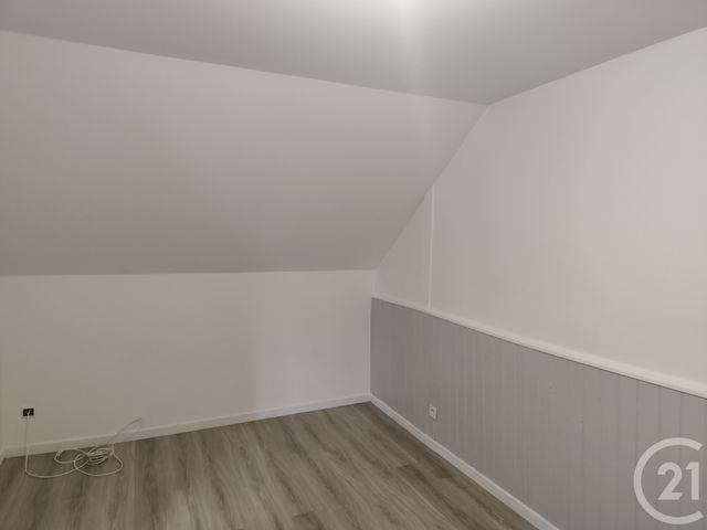 Maison &agrave; louer - 5 pi&egrave;ces - 108,44 m2 - Beaumont Le Roger - 27 - HAUTE-NORMANDIE
