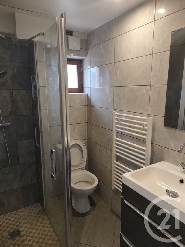 Maison &agrave; louer - 5 pi&egrave;ces - 108,44 m2 - Beaumont Le Roger - 27 - HAUTE-NORMANDIE