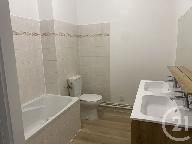 Maison &agrave; vendre - 5 pi&egrave;ces - 118 m2 - Bernay - 27 - HAUTE-NORMANDIE