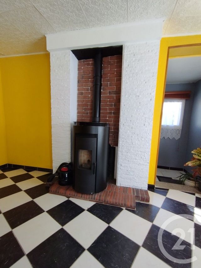 Maison &agrave; louer - 3 pi&egrave;ces - 81 m2 - Brionne - 27 - HAUTE-NORMANDIE