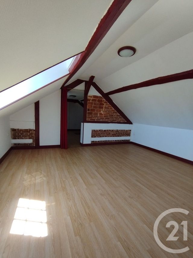 Maison &agrave; louer - 3 pi&egrave;ces - 81 m2 - Brionne - 27 - HAUTE-NORMANDIE