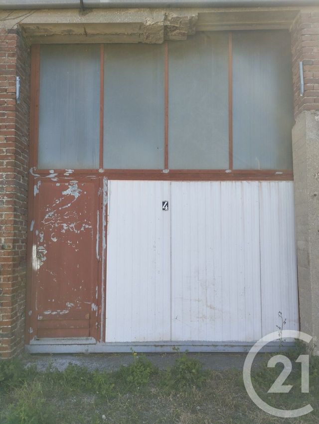 Parking &agrave; louer - 120 m2 - Beaumont Le Roger - 27 - HAUTE-NORMANDIE
